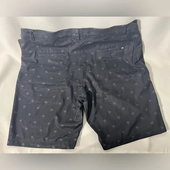 TravisMathew Men's Good Instincts Shorts Size: 42 NWT - Picture 5 of 16